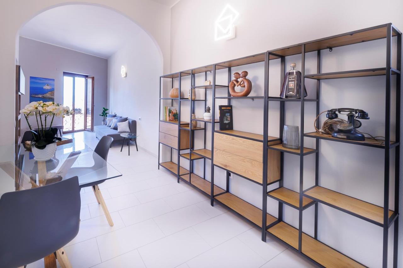 Antonia Suite Cagliari Bagian luar foto