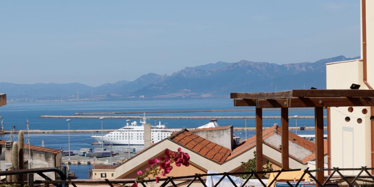 Antonia Suite Cagliari Bagian luar foto